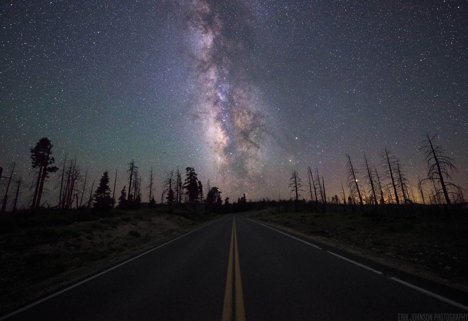 La Voie Lact E Au Dessus D Une Route