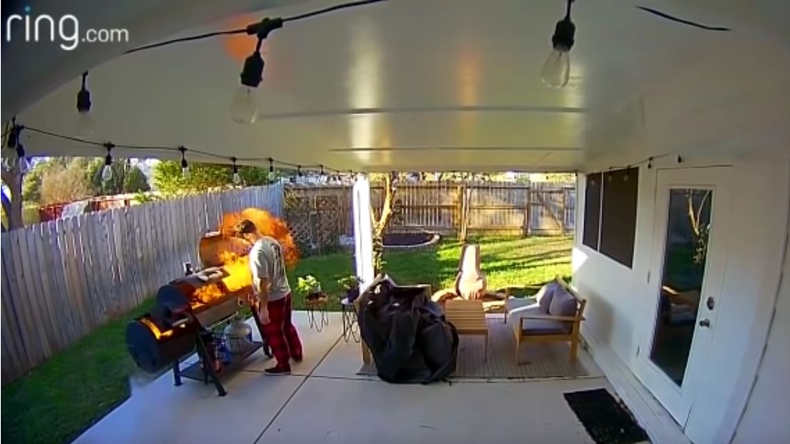 Explosion d'un barbecue au gaz